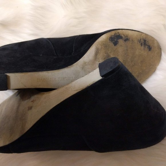 Black Suede Open Toe Wedge Shoes - Picture 3 of 4